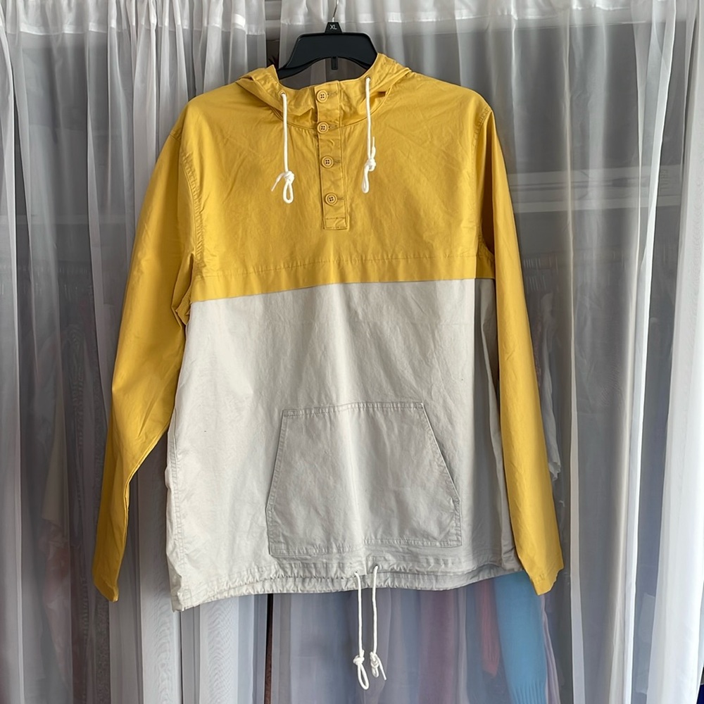 Old Navy Men’s Outerlayer Top